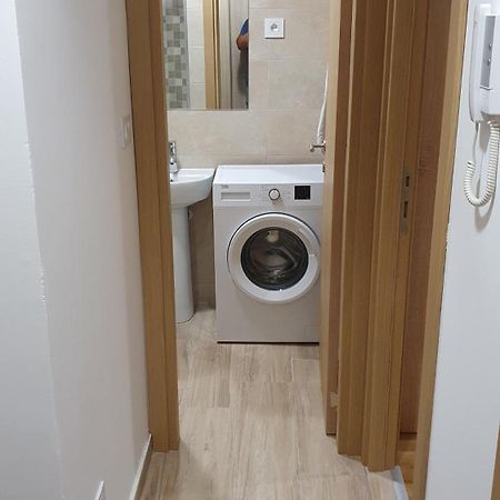 Odmor U Podgorici. Apartment พอดโกริกา ภายนอก รูปภาพ