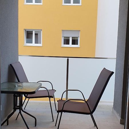 Odmor U Podgorici. Apartment พอดโกริกา ภายนอก รูปภาพ