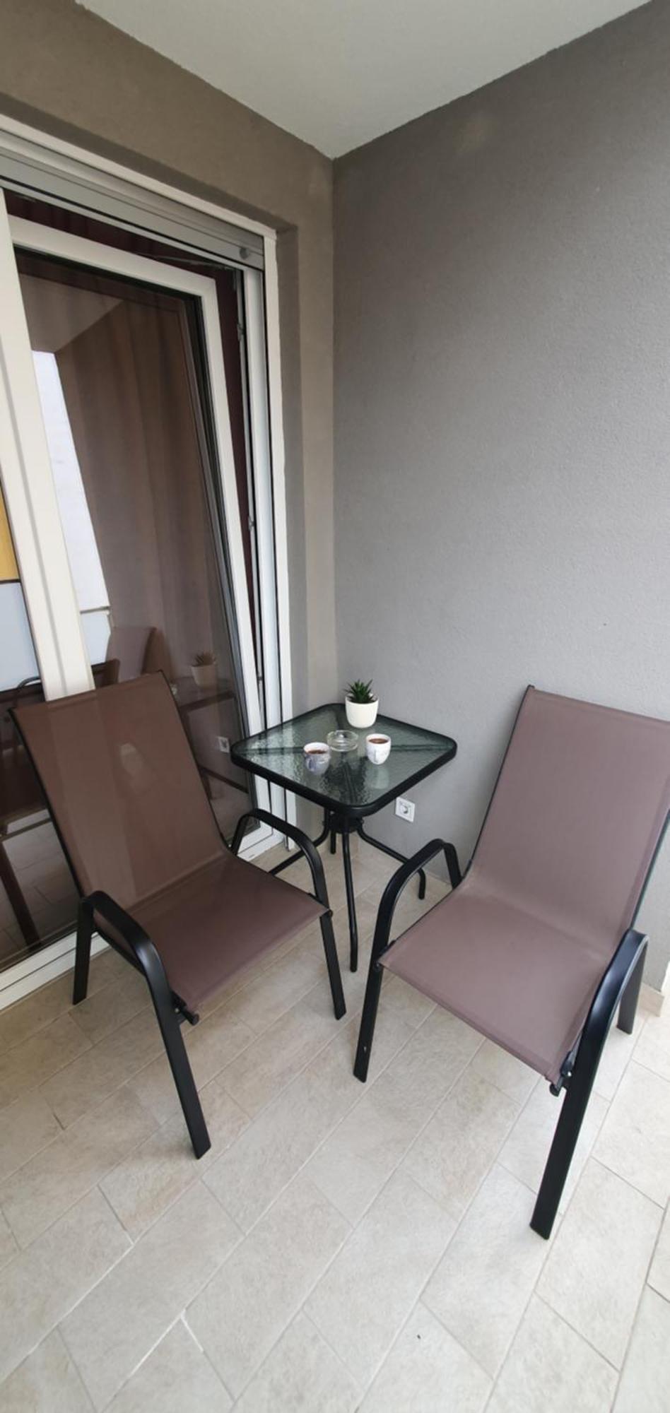 Odmor U Podgorici. Apartment พอดโกริกา ภายนอก รูปภาพ